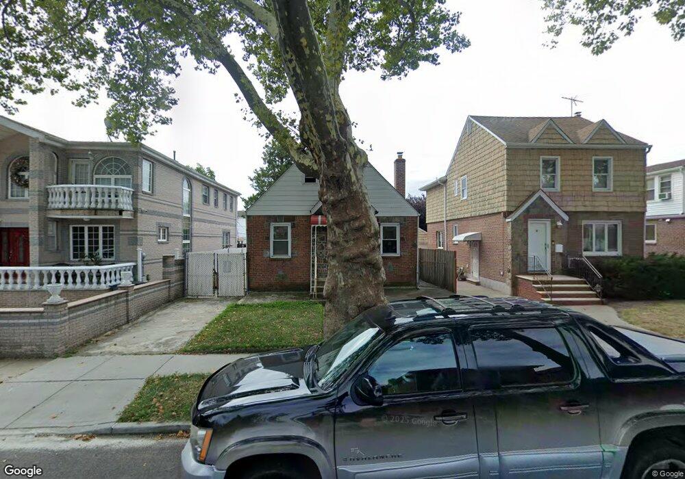 13868 62nd Rd, Flushing, NY 11367 - photo 1