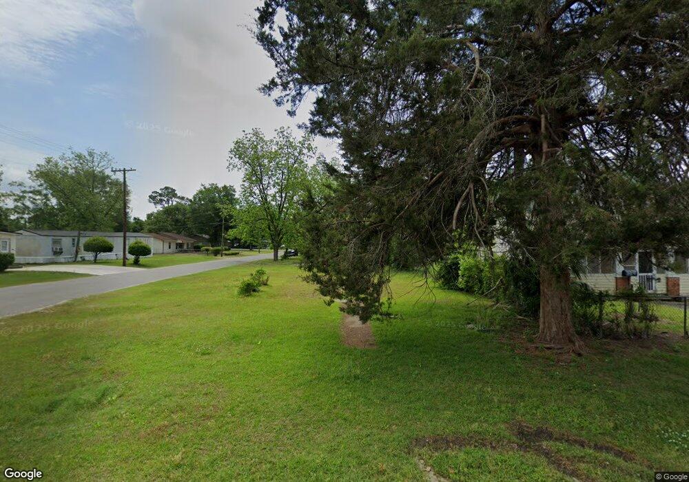 515 E Magnolia St, Fitzgerald, GA 31750 - photo 1