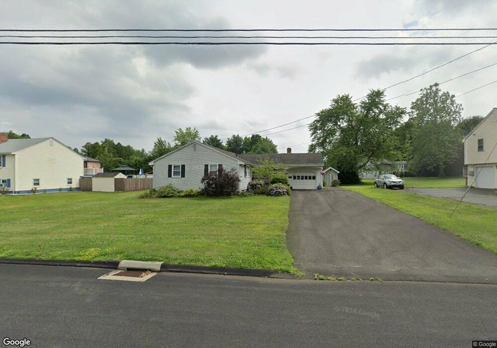 13 Downing Cir, Bloomfield, CT 06002 - photo 1