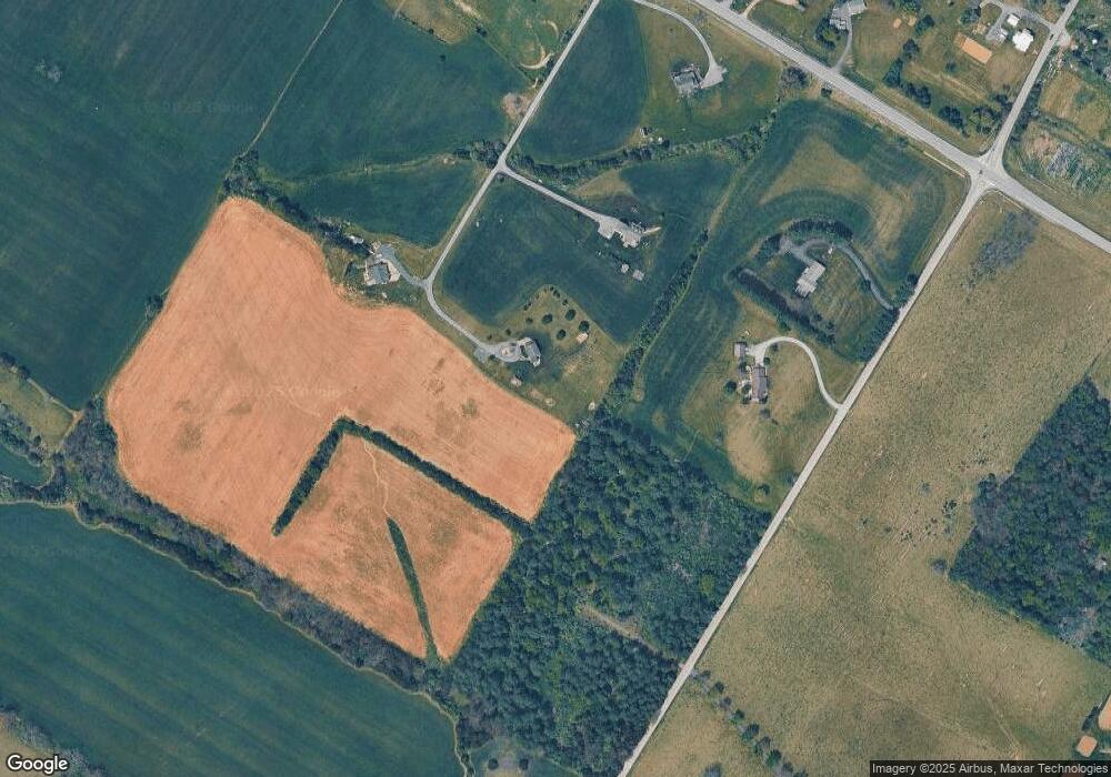 1477 Hermitage Rd, Waynesboro, VA 22980 - photo 1