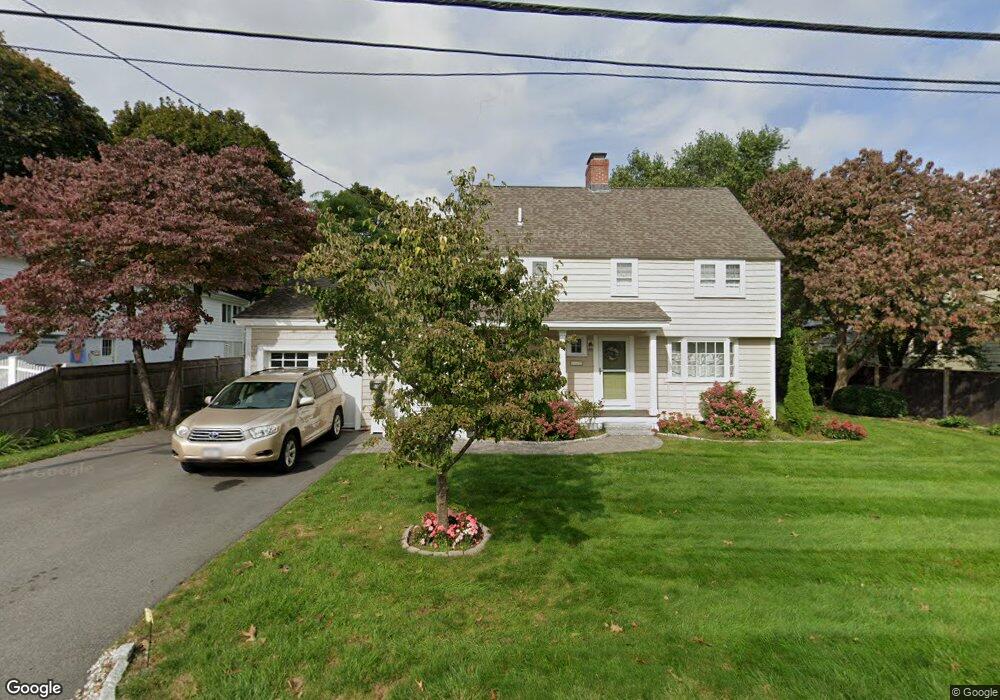 134 Arlington St, Winchester, MA 01890 - photo 1