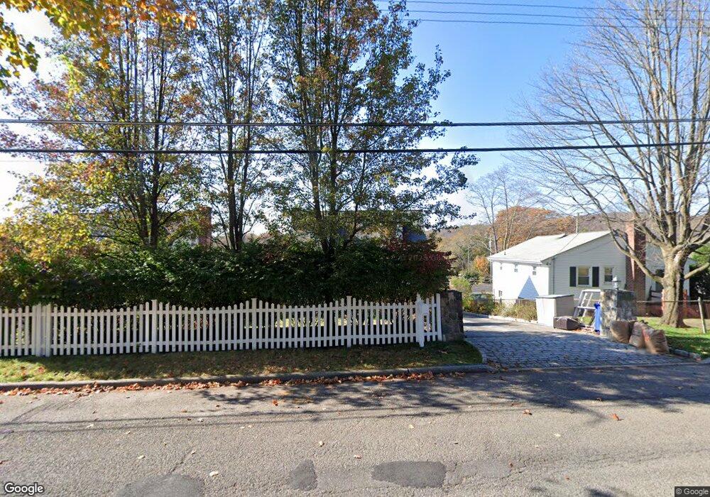 267 Commerce St, Hawthorne, NY 10532 - photo 1