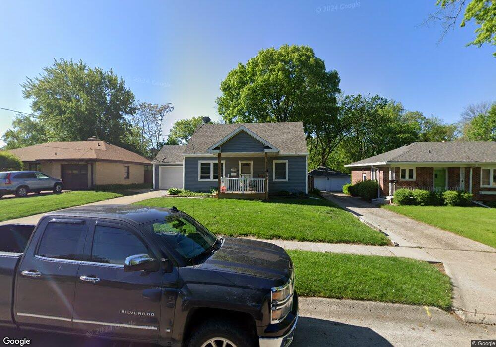 5814 Forest Ave, Des Moines, IA 50311 - photo 1