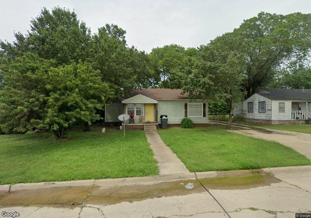 911 9th Ave NW, Ardmore, OK 73401 - photo 1