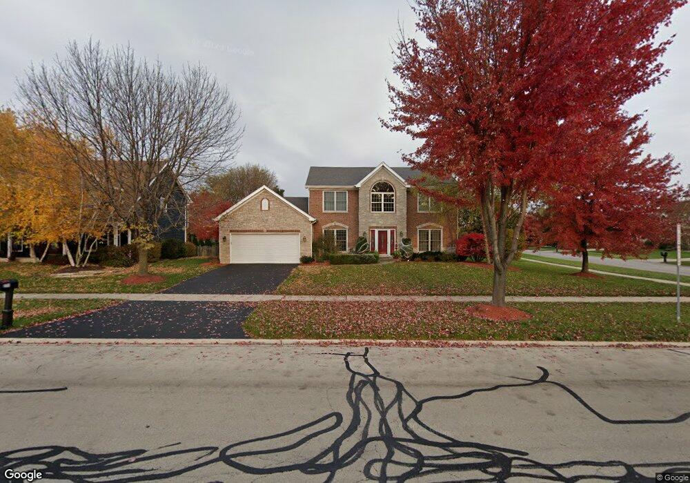 3744 Lawrence Dr, Naperville, IL 60564 - photo 1