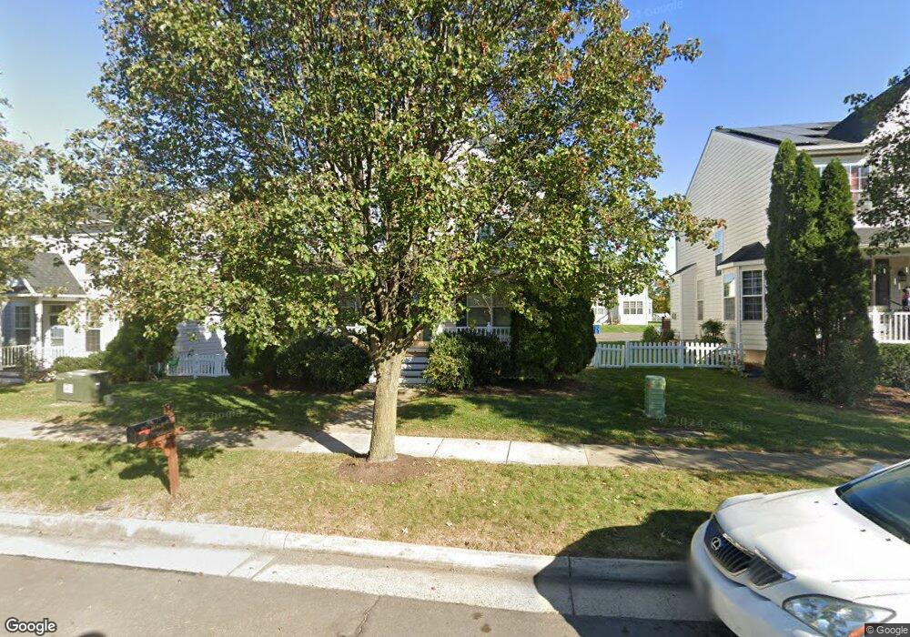 25472 Crossfield Dr, Chantilly, VA 20152 - photo 1