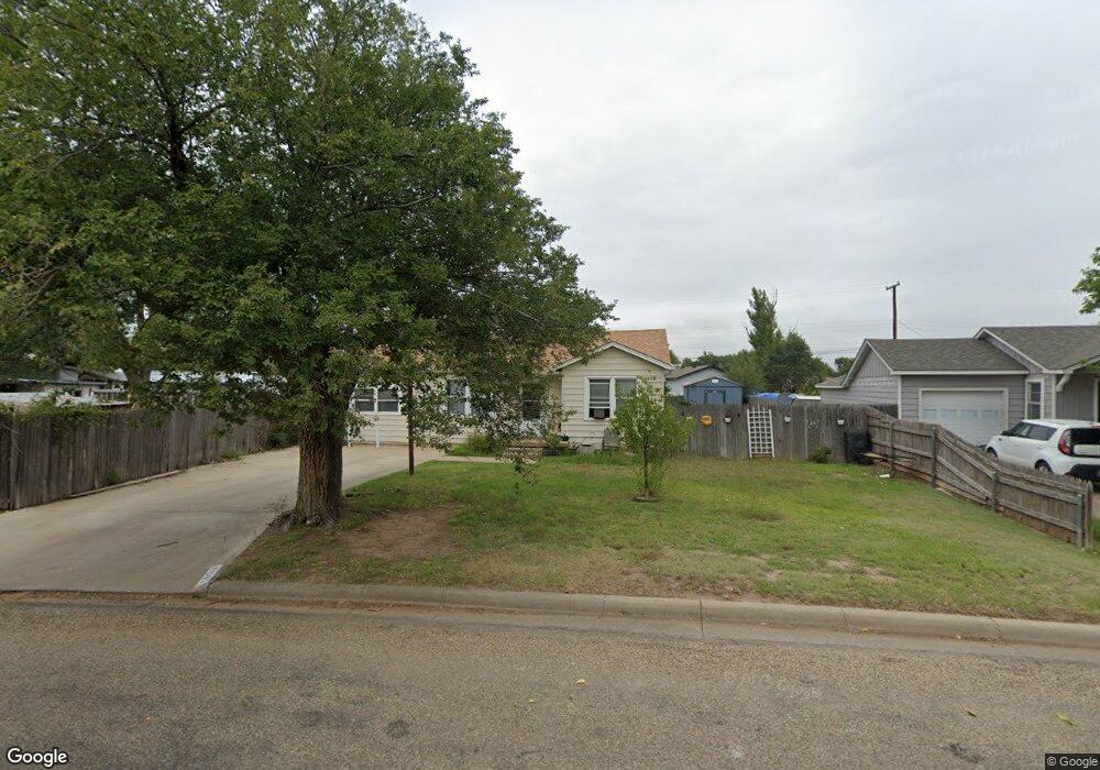 1107 NE 2nd St, Dumas, TX 79029 - photo 1