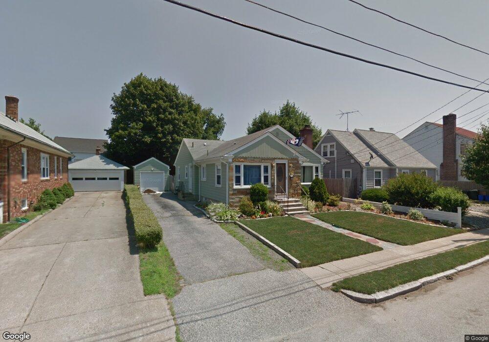 51 Ausdale Rd, Cranston, RI 02910 - photo 1