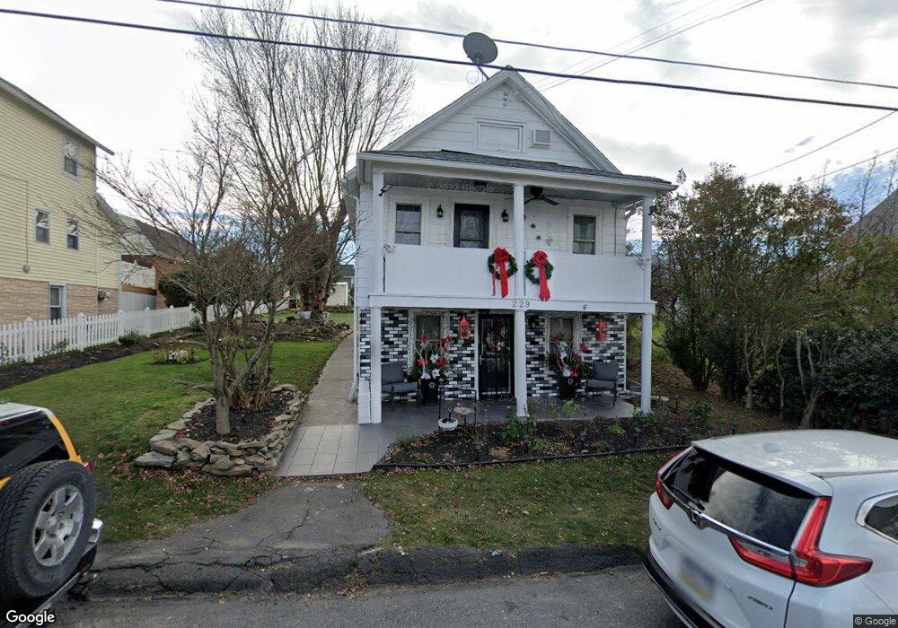 229 Simpson St, Dupont, PA 18641 - photo 1