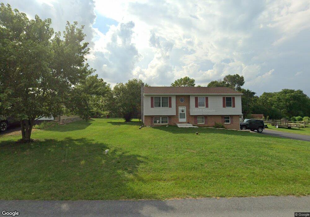9025 Kline Dr, Greencastle, PA 17225 - photo 1