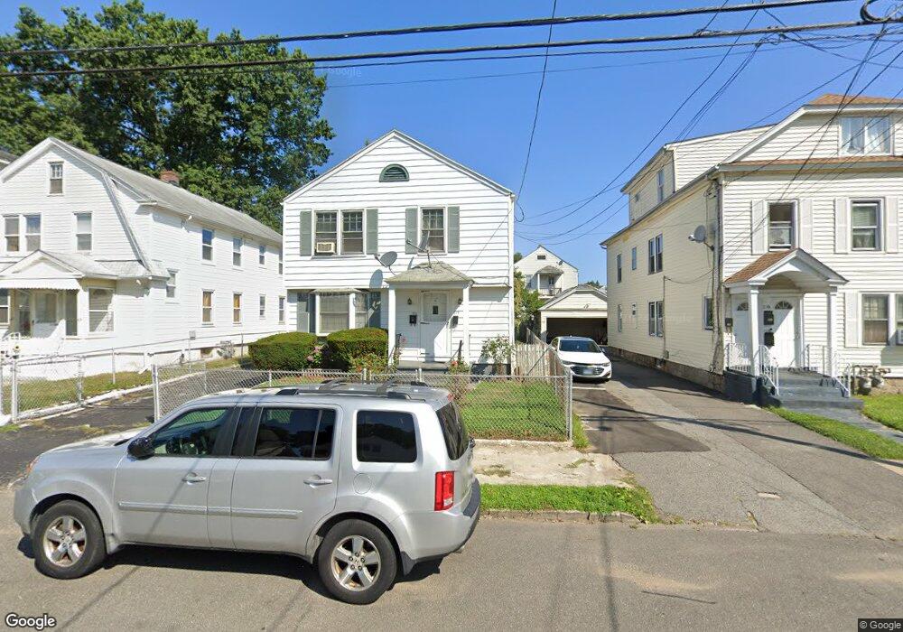 208 Garfield Ave unit 210, Bridgeport, CT 06606 - photo 1