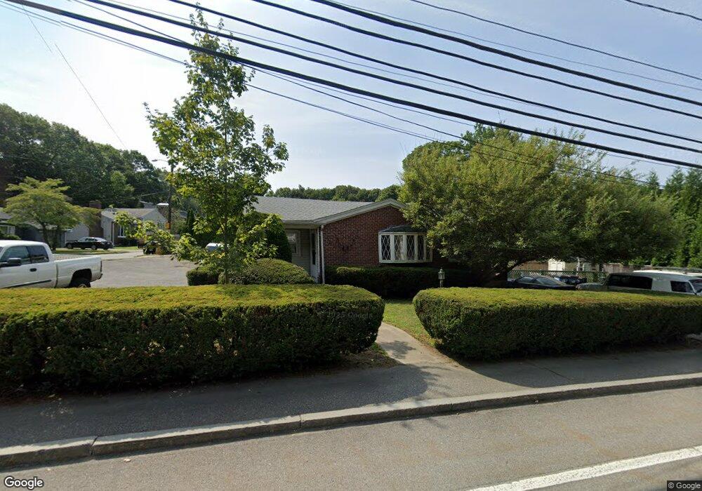 255 Paradise Rd, Swampscott, MA 01907 - photo 1