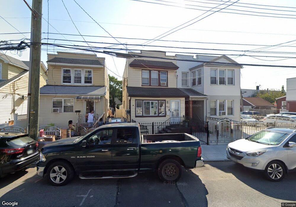 10923 Centreville St, Ozone Park, NY 11417 - photo 1