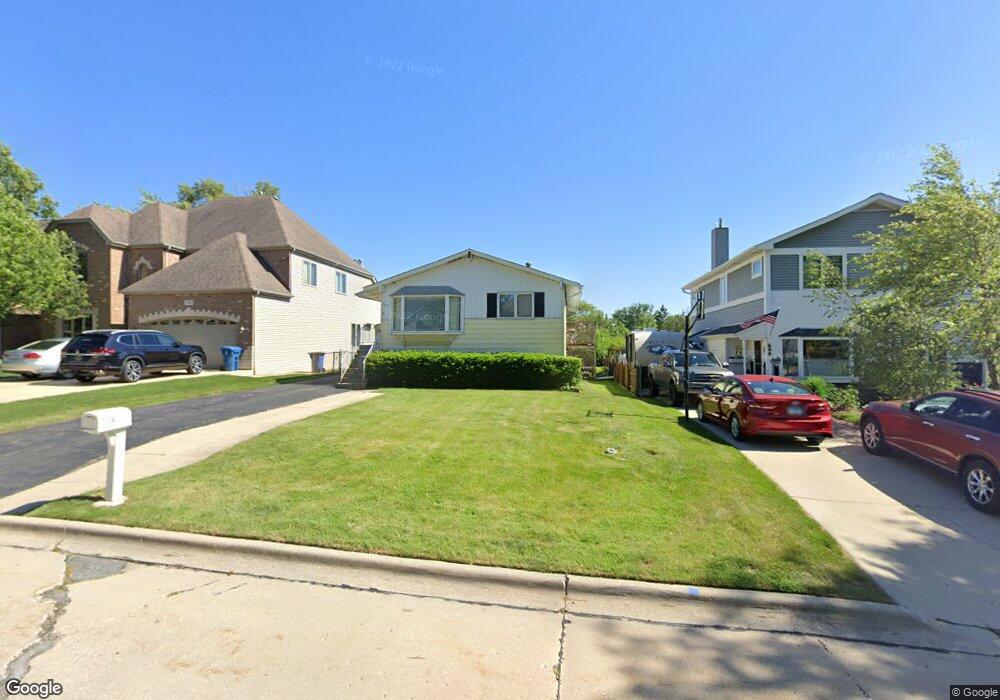 602 W Crockett Ave, Elmhurst, IL 60126 - photo 1