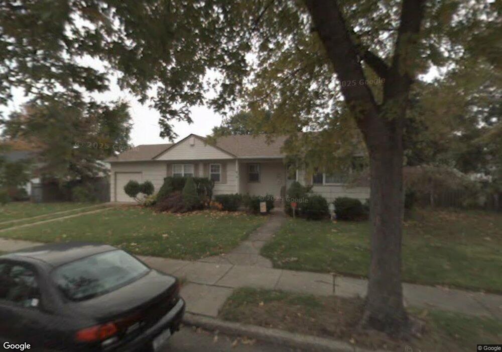 684 Craft Ave, Franklin Square, NY 11010 - photo 1