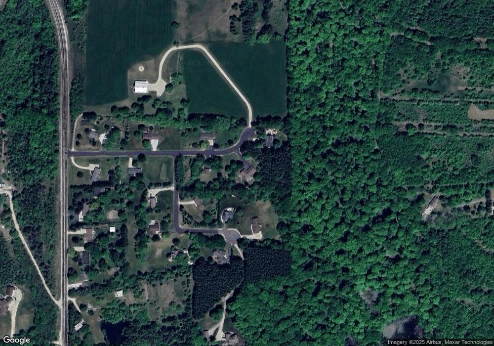 4069 Edelweiss Ln, West Bend, WI 53090 - photo 1