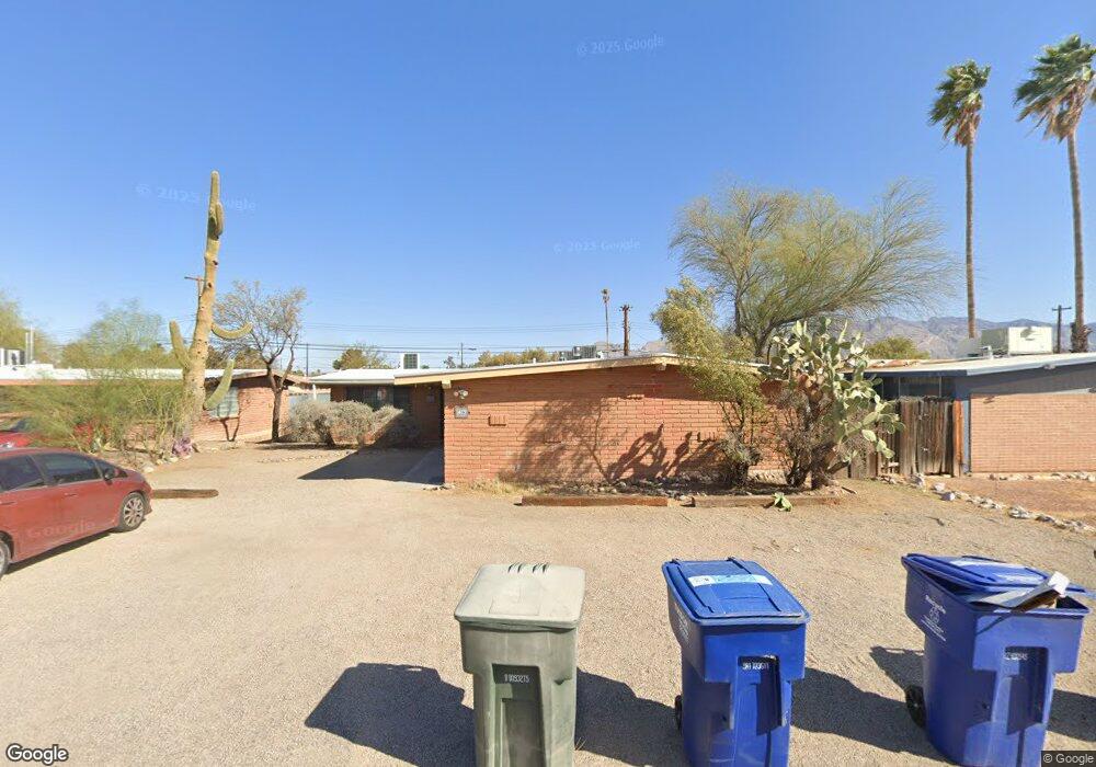 803 E Holaway Dr unit 803, Tucson, AZ 85719 - photo 1