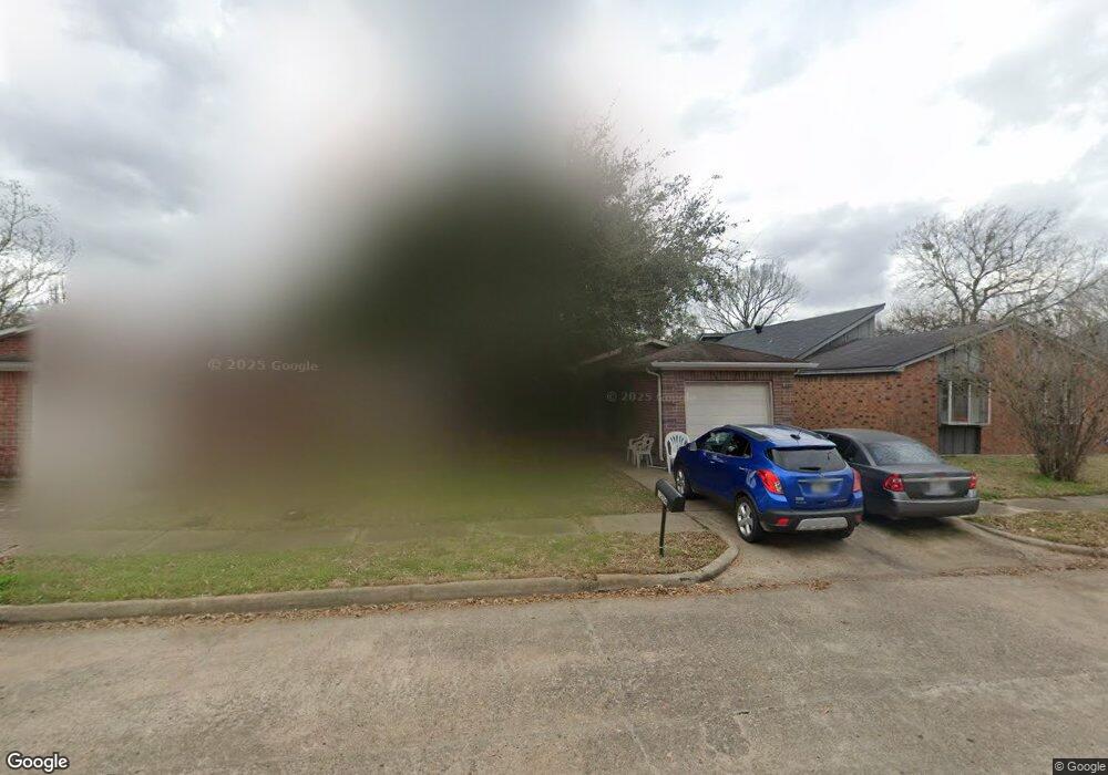 1204 Wilson Dr, Rosenberg, TX 77471 - photo 1