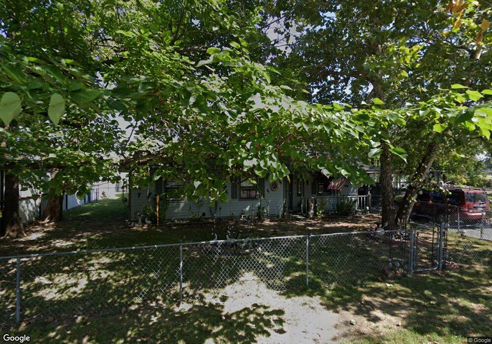 105 S Ada St, Muldrow, OK 74948 - photo 1