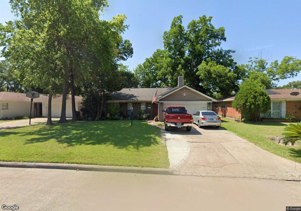 819 Helms Rd, Houston, TX 77088 - photo 1