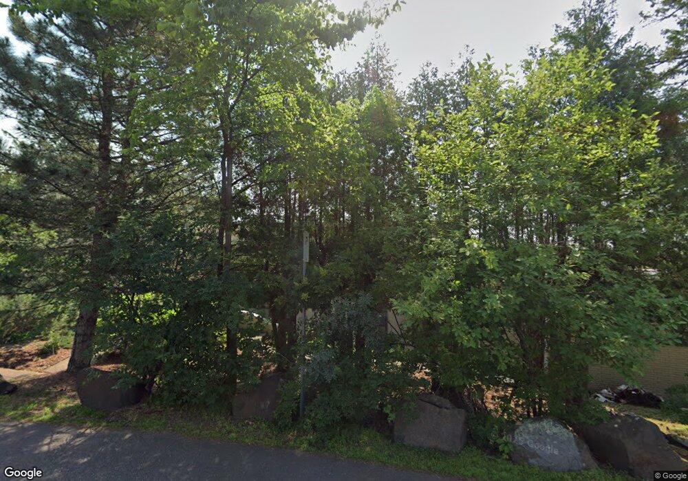 1700 Lakeview Dr, Duluth, MN 55803 - photo 1