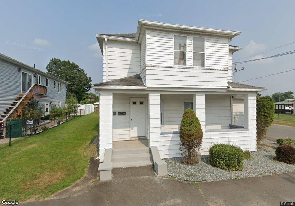 142 Lakeview Ave, Ludlow, MA 01056 - photo 1