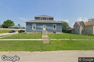 312 W Webster St, Wyoming, IA 52362