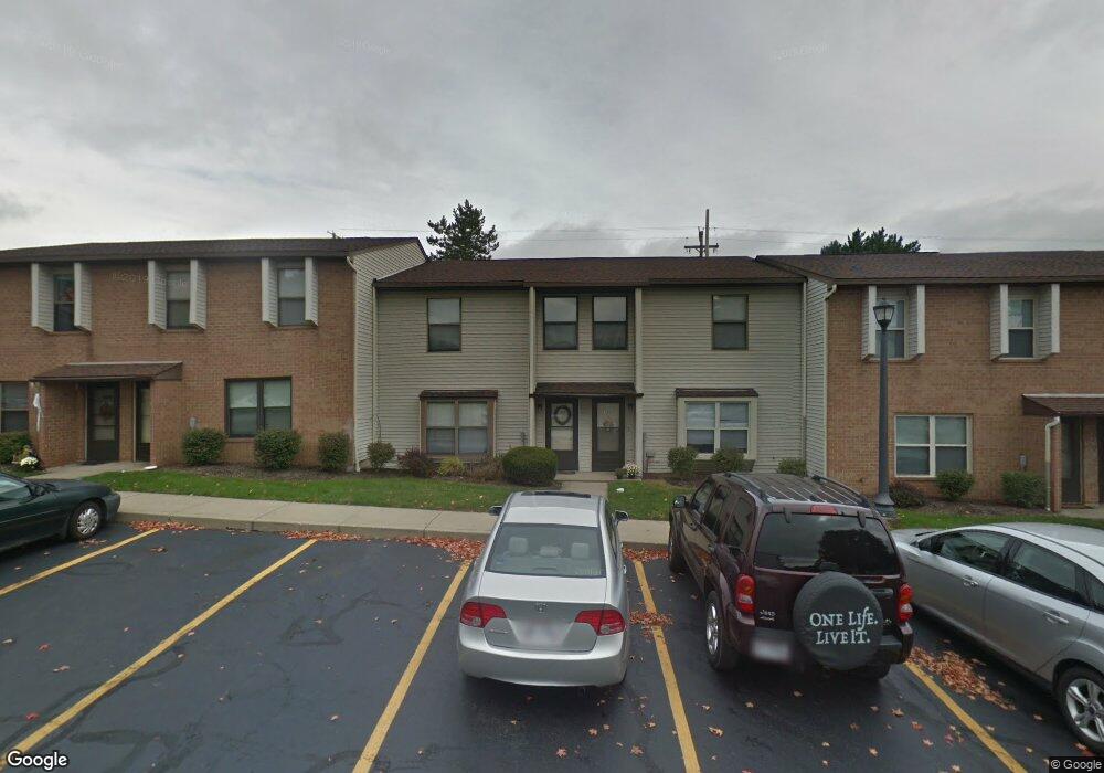 1805 Gemini Ct, Kent, OH 44240 - photo 1