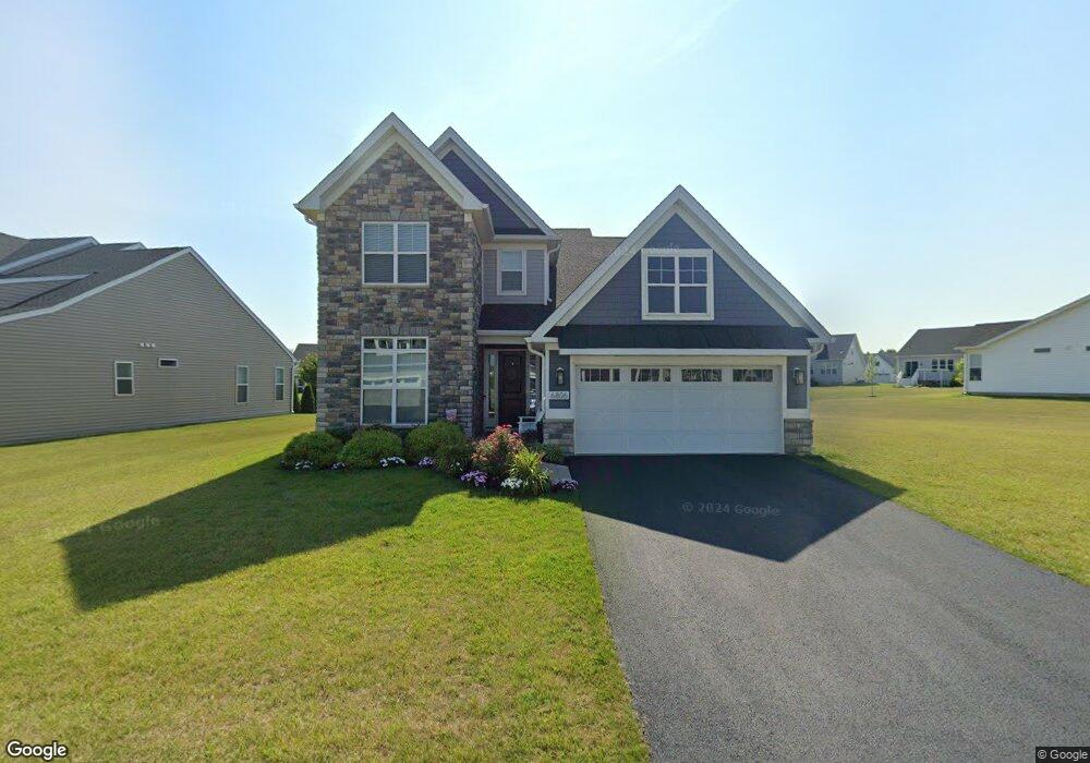 6806 Sweetgum Dr, Bath, PA 18014 - photo 1