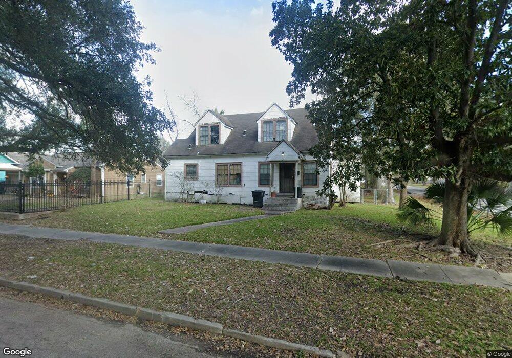 3933 De Leon St, Houston, TX 77087 - photo 1
