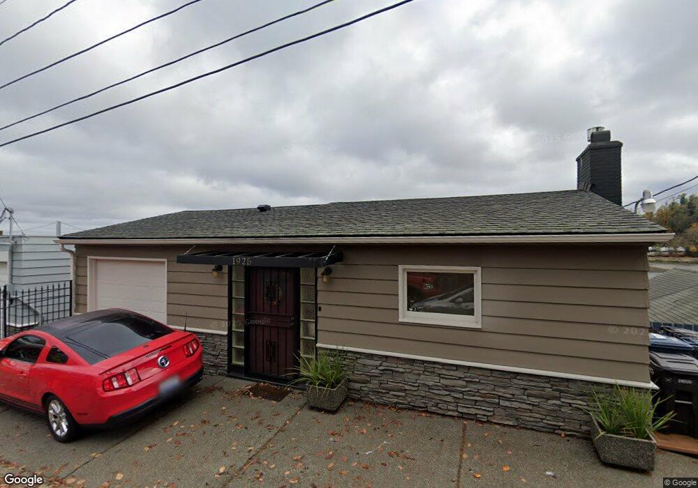 1925 E Day Island Blvd W, University Place, WA 98466 - photo 1