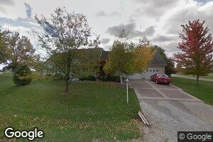 100 S Wiles Ct, Abingdon, IL 61410
