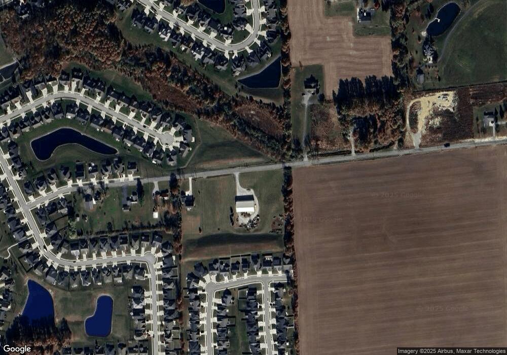 10236 Douglass Rd, Fort Wayne, IN 46835 - photo 1