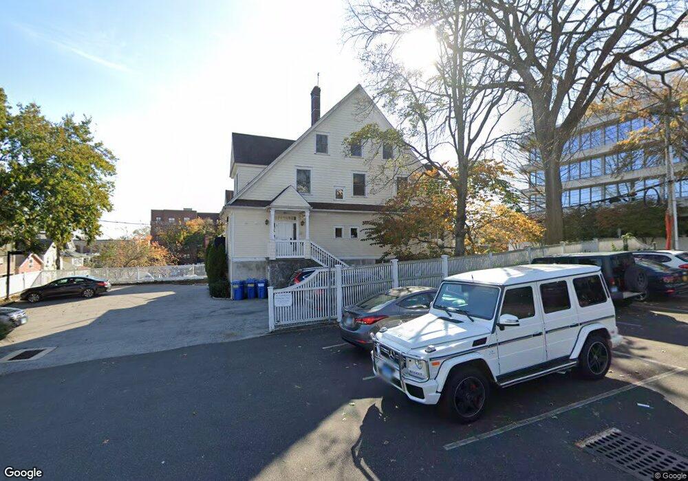 23 Benedict Place, Greenwich, CT 06830 - photo 1