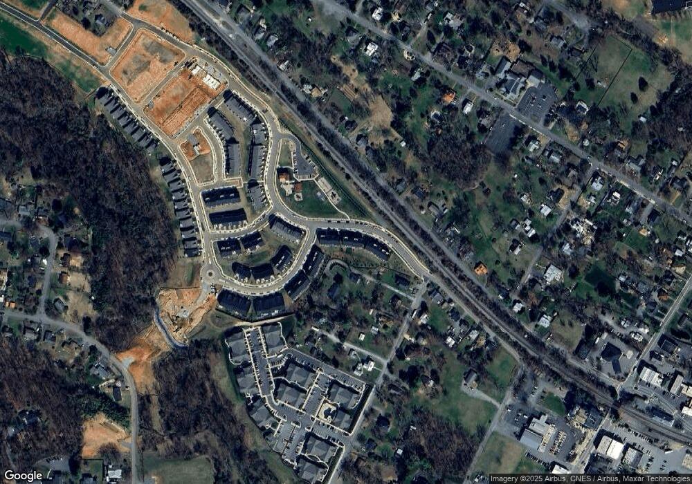 5931 Mccomb St, Crozet, VA 22932 - photo 1