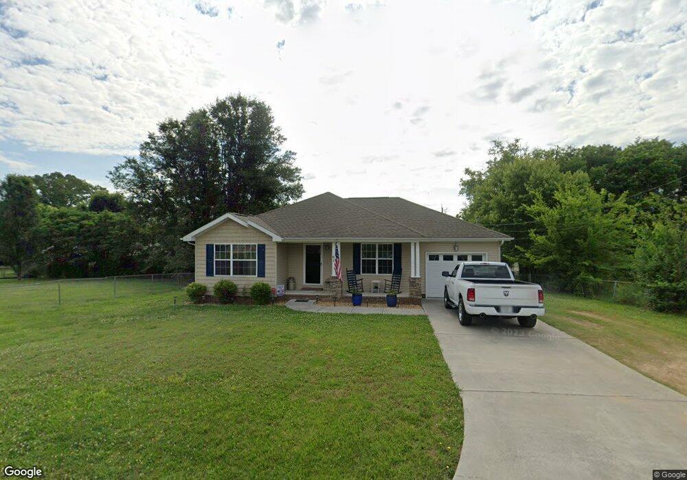 61 McOtis Dr, Fort Oglethorpe, GA 30742 - photo 1