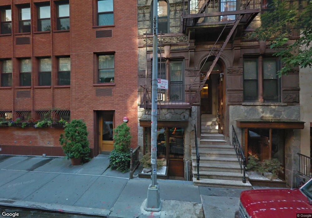 121 Sullivan St, New York, NY 10012 - photo 1