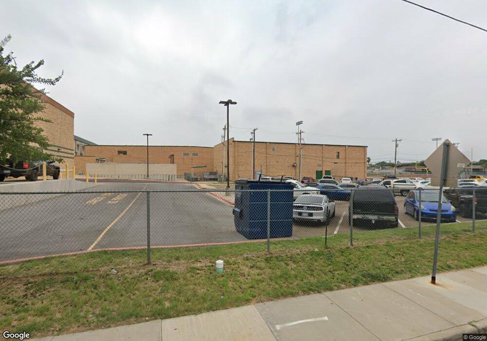 2111 E Ash St, Laredo, TX 78043 - photo 1