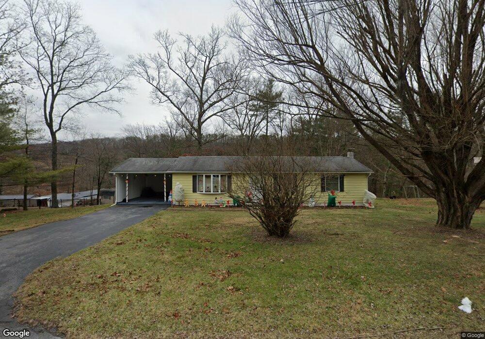 410 Locust Dr, Everett, PA 15537 - photo 1