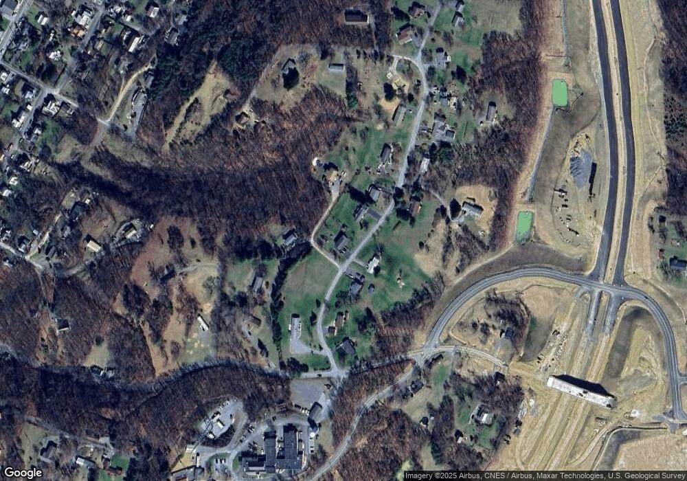 105 Morgan Ln, Berkeley Springs, WV 25411 - photo 1