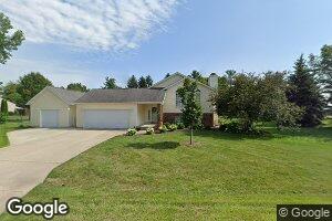 2 Candle Ridge Rd, Towanda, IL 61776