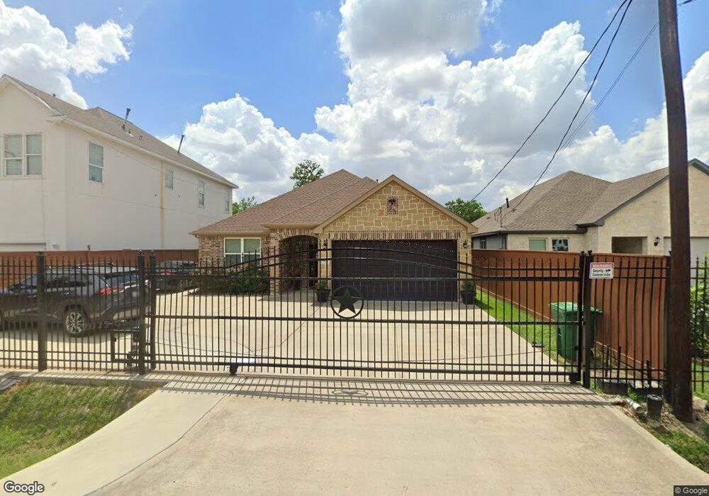 5813 Balbo St, Houston, TX 77091 - photo 1