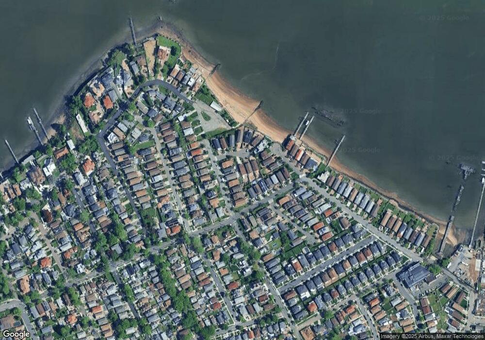 15012 Waterside Ct, Whitestone, NY 11357 - photo 1