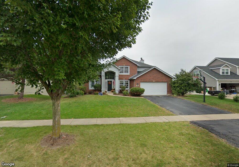 641 Young Ave, Batavia, IL 60510 - photo 1
