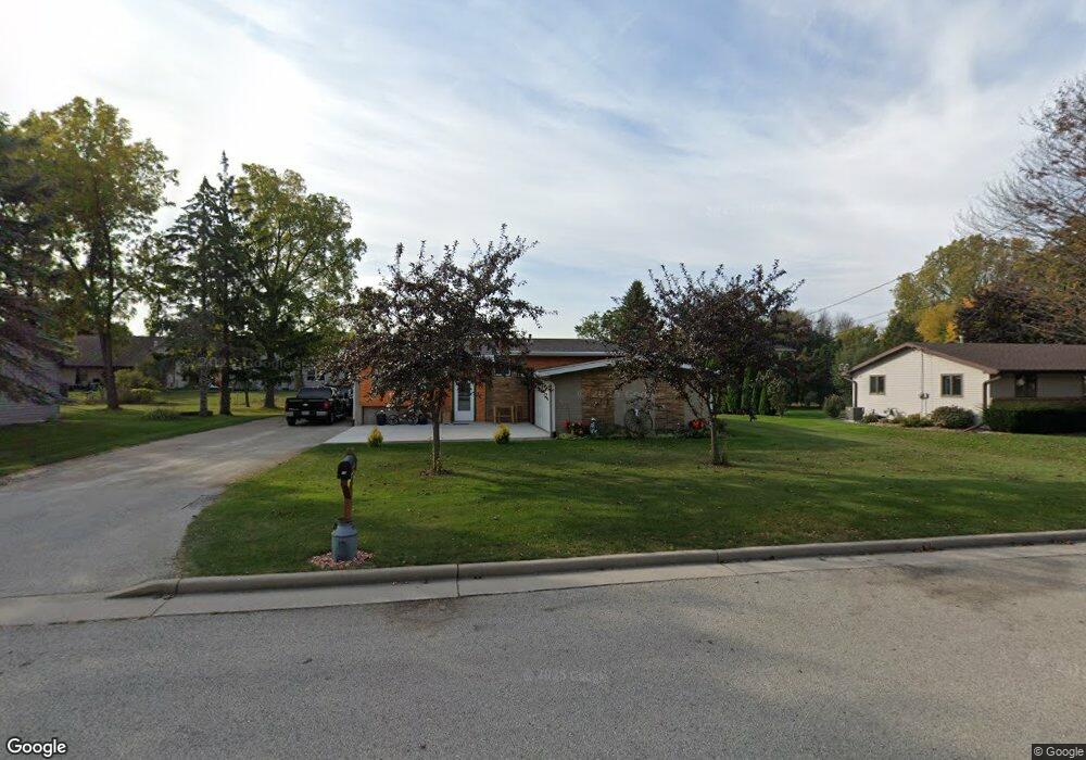 23 W Pleasantview Ct, Appleton, WI 54914 - photo 1