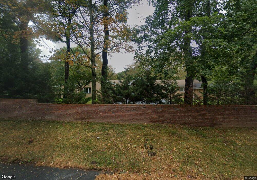 2419 Cedar Swamp Rd, Glen Head, NY 11545 - photo 1