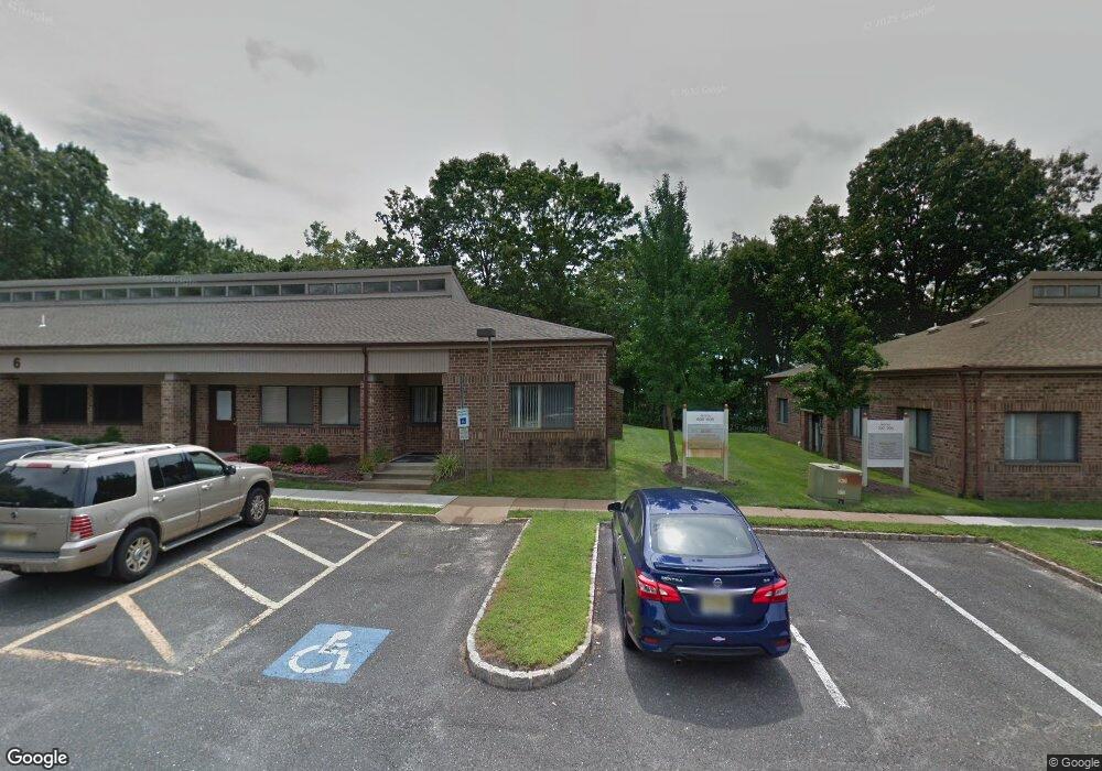 605 Candlewood Commons unit 28, Howell, NJ 07731 - photo 1