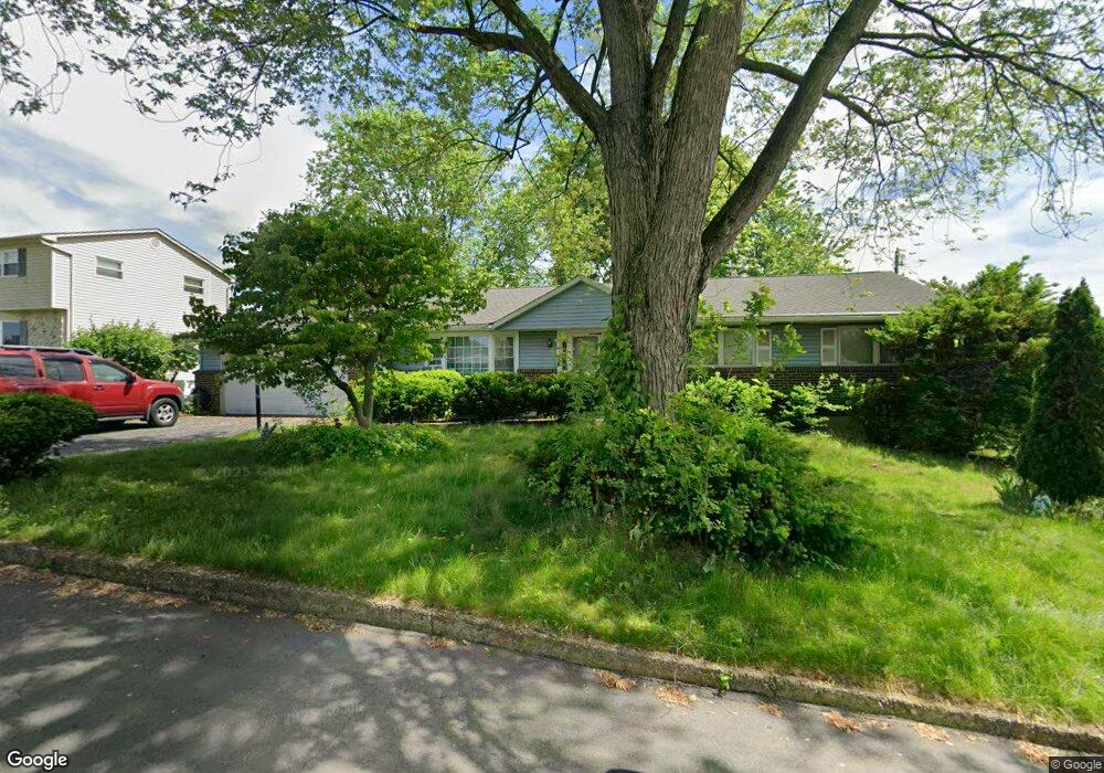 7488 Daisy Cir, Macungie, PA 18062 - photo 1