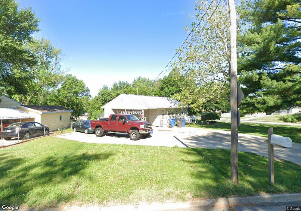 4020 SE 15th Ct, Des Moines, IA 50320 - photo 1