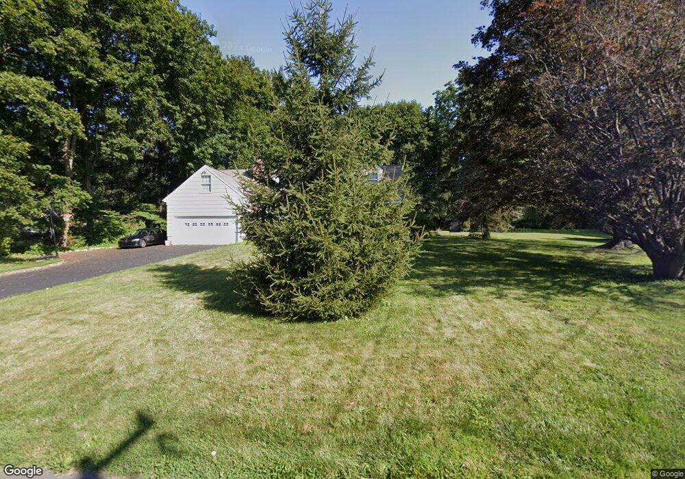 11 Soundview Rd, Ridgefield, CT 06877 - photo 1